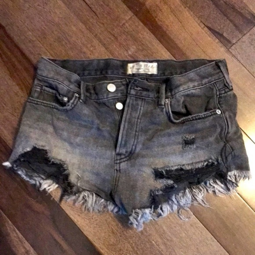 We The Free Button Fly Black‎ Jean Shorts 26 EUC